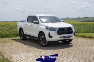 HILUX 02