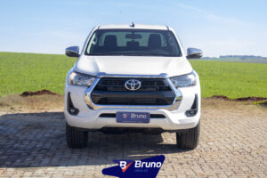 HILUX 04