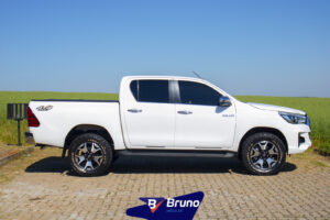 HILUX 07