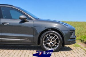 MACAN 09
